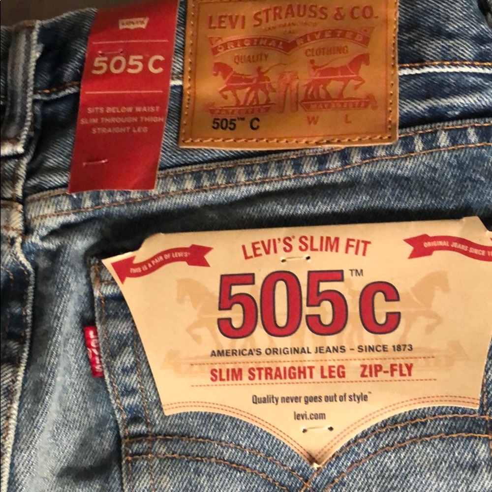 Jeans - Picture 3 of 6